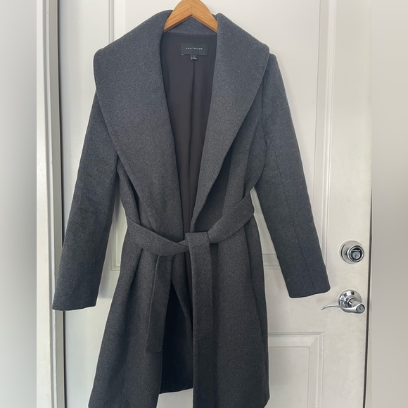 ANN Taylor winter coat small tie 51% wool, 49% polyester warm S wrap layers - Picture 3 of 6